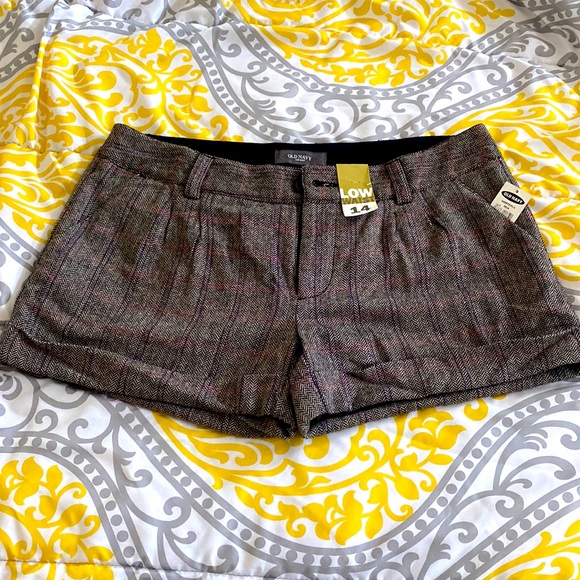 Old navy low waist shorts sz 14 nwt - Picture 1 of 5